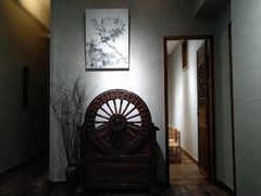 -箱美术馆私房菜(水晶郦城店)