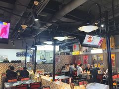 -马路牙子烧烤音乐酒馆(望京店)