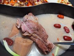 洪湖粉藕筒骨鸳鸯锅-鸿姐老火锅(静安店)