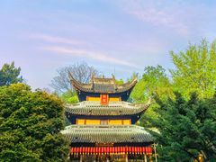 -龙华寺