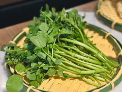 -尚尚仙·酸汤猪手·猪肚鸡火锅(华联万柳购物中心店)