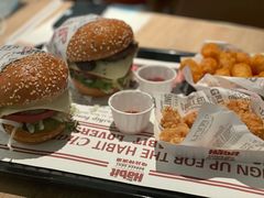 -The Habit Burger Grill 哈比特汉堡(复兴soho店)