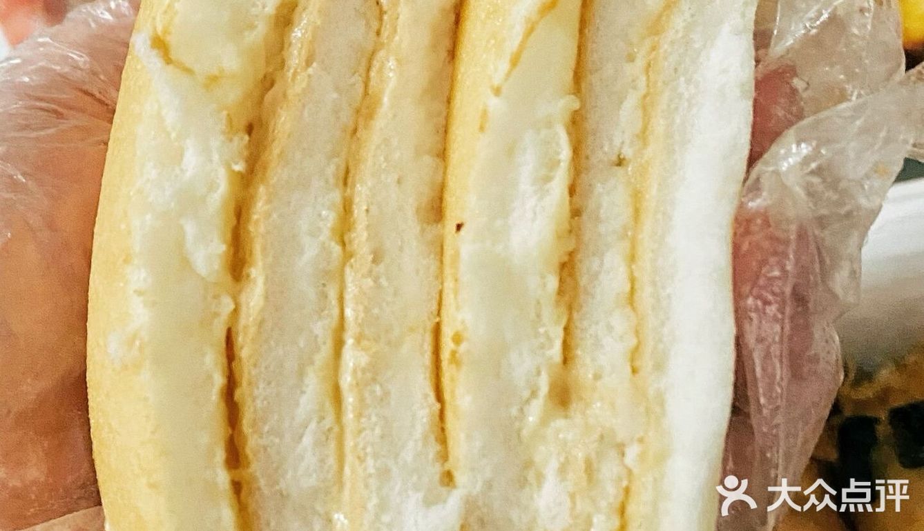 层层料，口口香，糯米星人必选的，火爆北上广的虎头局登陆杭城