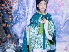 -九月鹰飞汉服摄影工作室