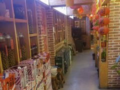 -闯关东东北农家菜(崂山石老人店)