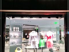 -MIU MIU(上海商城店)