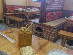 -晨皓祥人民公社铁锅炖菜(西华苑店)