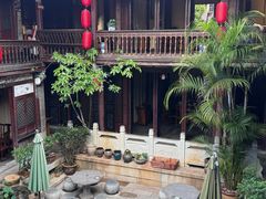 -香满楼.建水老宅院