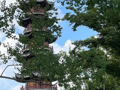 -龙华寺