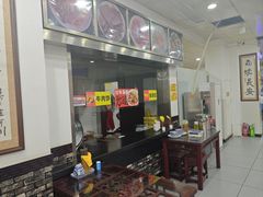 -牛一嘴·兰州牛肉面·大盘鸡(财富中心店)