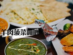 烤饼拼盘-食彩美印度特色美食餐厅·印度料理