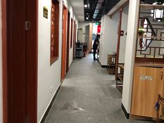 -乡土黄·鲜牛肉火锅·小龙虾(兴业街店)