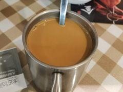 招牌丝袜奶茶-新大咀港式茶餐厅(宝山万达店)