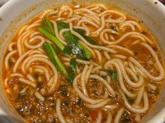 小锅米线-云海肴·汽锅鸡·云南菜(天山百盛优客店)