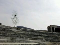 -雪山彩虹谷景区