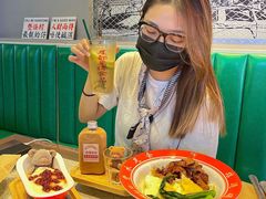 -七爷清汤腩·港式茶餐厅(世博店)