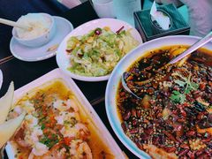 -粉墨特色菜·烧烤音乐酒馆