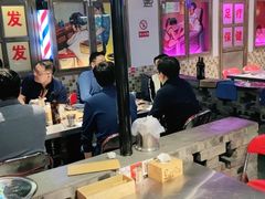 -马路牙子烧烤音乐酒馆(望京店)