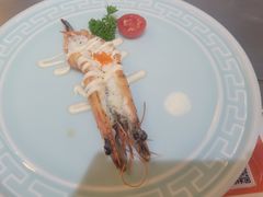 蟹籽沙律大明虾-世香全厨•日料·铁板烧(金桥店)