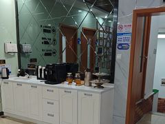 -茂菊口腔连锁(浦东南路店)