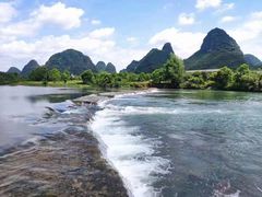 -刘姐啤酒鱼民族演艺餐厅(西街总店)