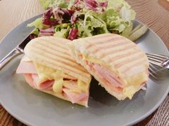 火腿芝士帕尼尼-墨客咖啡(新街口店)