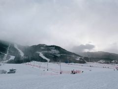 -鳌山滑雪度假区
