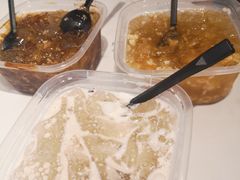 招牌白雪黑糯米冰粉-甜心闲生传统手工冰粉(太古里店)