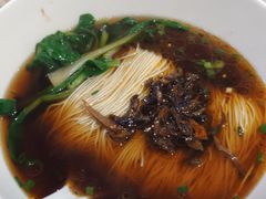 蕈油红汤面-君东记本帮面馆(天钥桥路店)