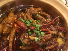 -思博半步颠小酒馆(梦时代店)