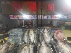 -新疆风味冷水鱼庄(友谊峰路店)