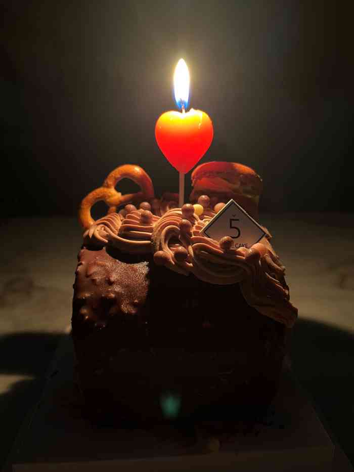 fivecake五克拉甜品-"又是慕名前来的一家店,结果呵呵哒(89_89.