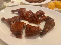 润烧BB乳鸽-利苑酒家(合景国际金融广场店)