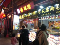 门面-屈礼洪