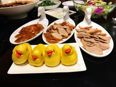 -皇城根北京风味主题餐厅(滨海万达店)