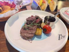 -Famous肥猫墨西哥音乐餐吧(五棵松华熙LIVE店)