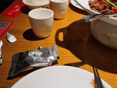 -爱碗亭·鲜炒湖南菜(壹城中心店)