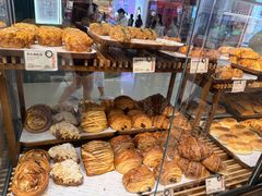 -CARINO BAKERY&CAFE(人广来福士店)