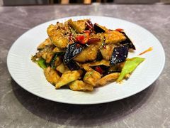 -闫府私房菜(恒隆店)