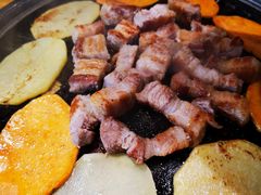 厚切五花肉-唯成•韩国炭火烤肉 유성고기