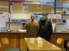 -丽丽三鲜螺蛳粉(田林路店)