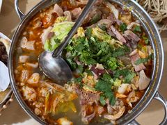 -闫家驴肉老店(华电一校店)