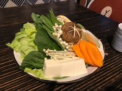 三鲜菌菇鲽鱼锅-山屋日式料理屋(宛平88店)