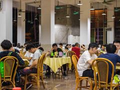 大堂-标记美食新鲜猪杂(兴南大道店)