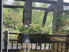 -黔蘑菇四季餐厅(观山湖店)