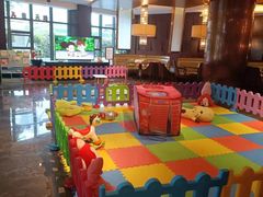 -岷山饭店-芝芝自助餐厅