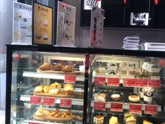 面包甜点陈列柜-BLAQ咖啡(骏豪店)