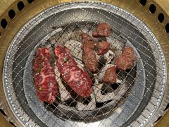 -山川小町·极番烧肉(新地假日广场店)