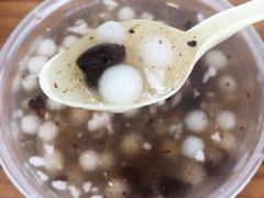 -芳婆糕团店(王府大街店)