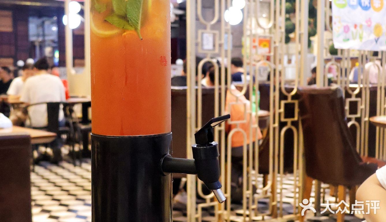 金平区汕樟路41号中旅卜蜂莲花购物中心一楼A1